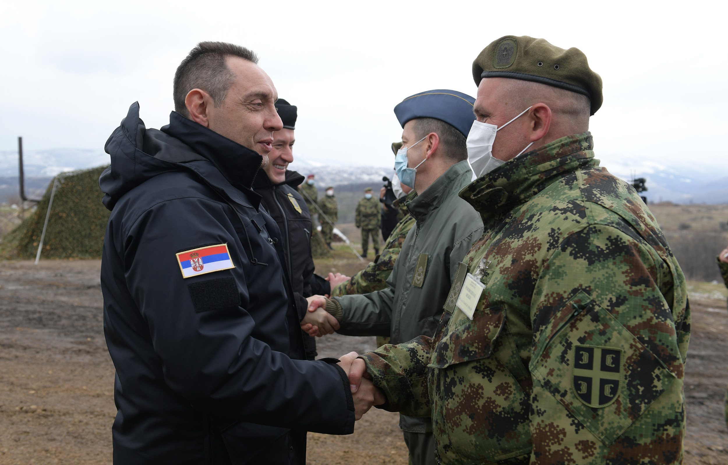 Министар Вулин присуствовао генералној проби здружене тактичке вежбе полиције и Војске са бојевим гађањем „Одговор 2021