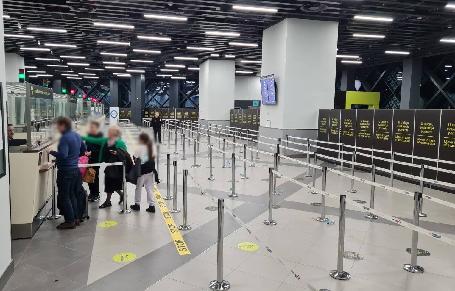 Нормализована пасошка контрола нових путника на Аерoдрому „Никола Тесла“