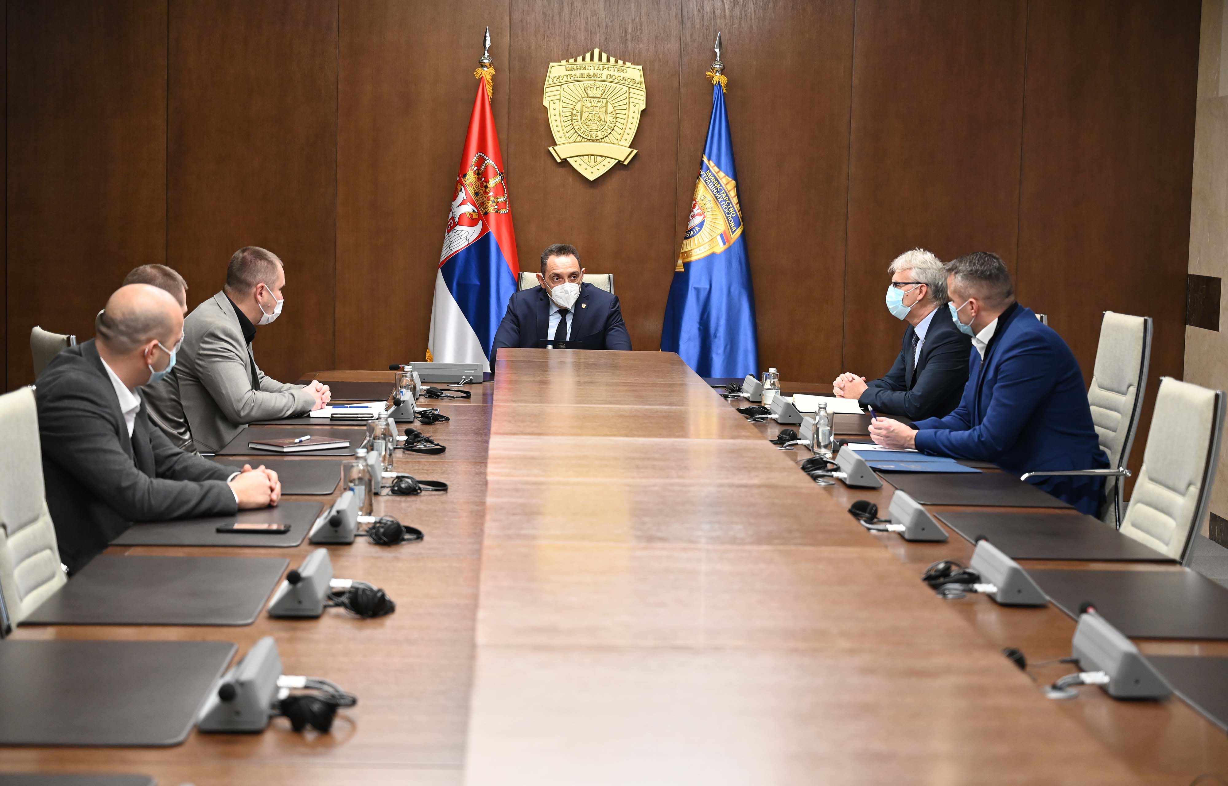 Ministar Vulin održao sastanak sa predstavnicima NSP