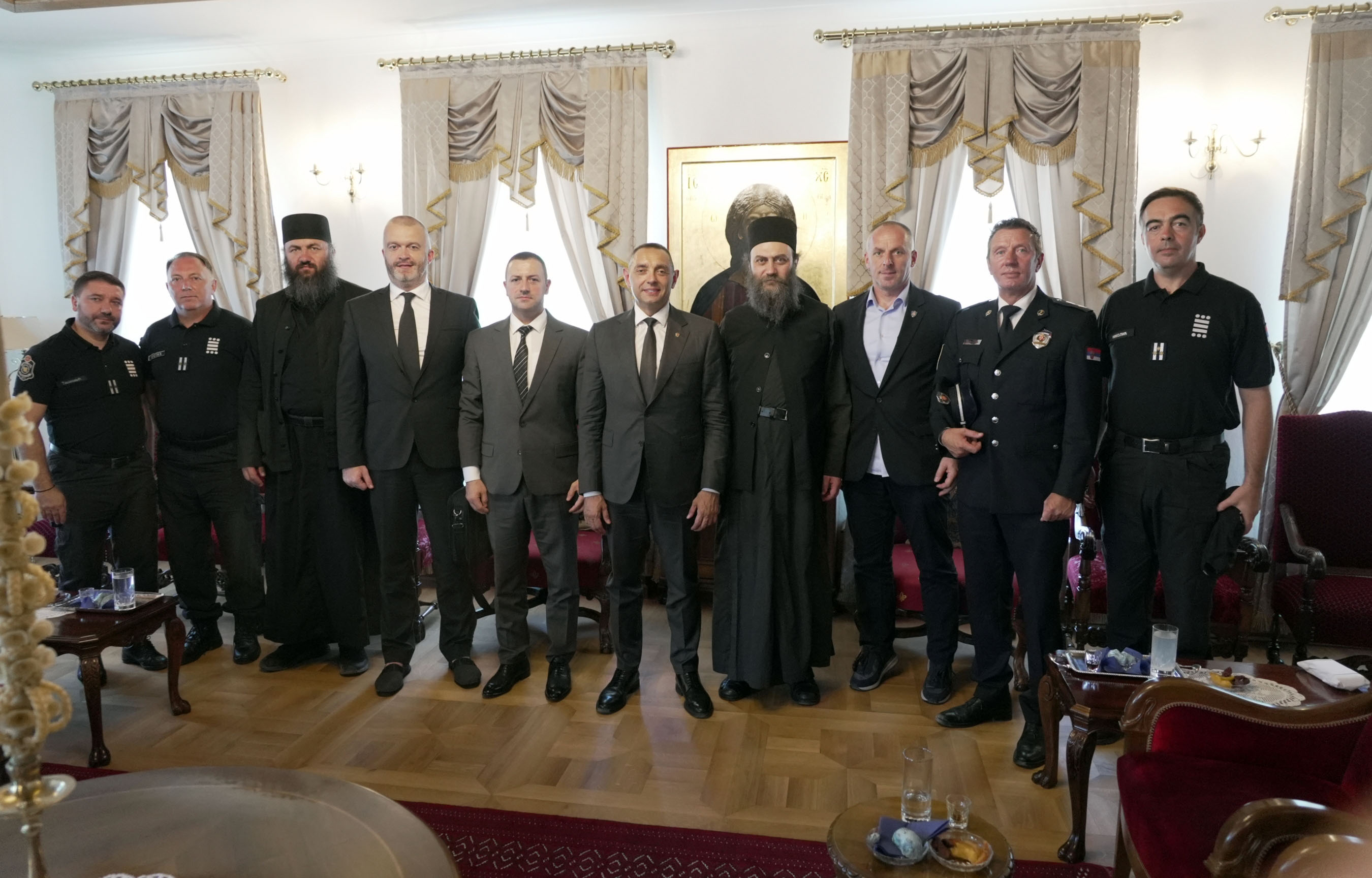 Ministar unutrašnjih poslova Republike Srbije Aleksandar Vulin posetio Svetu Goru i manastir Hilandar