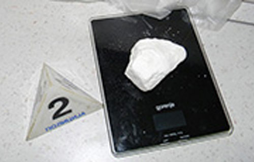 Пронађен прах за који се сумња да је кокаин