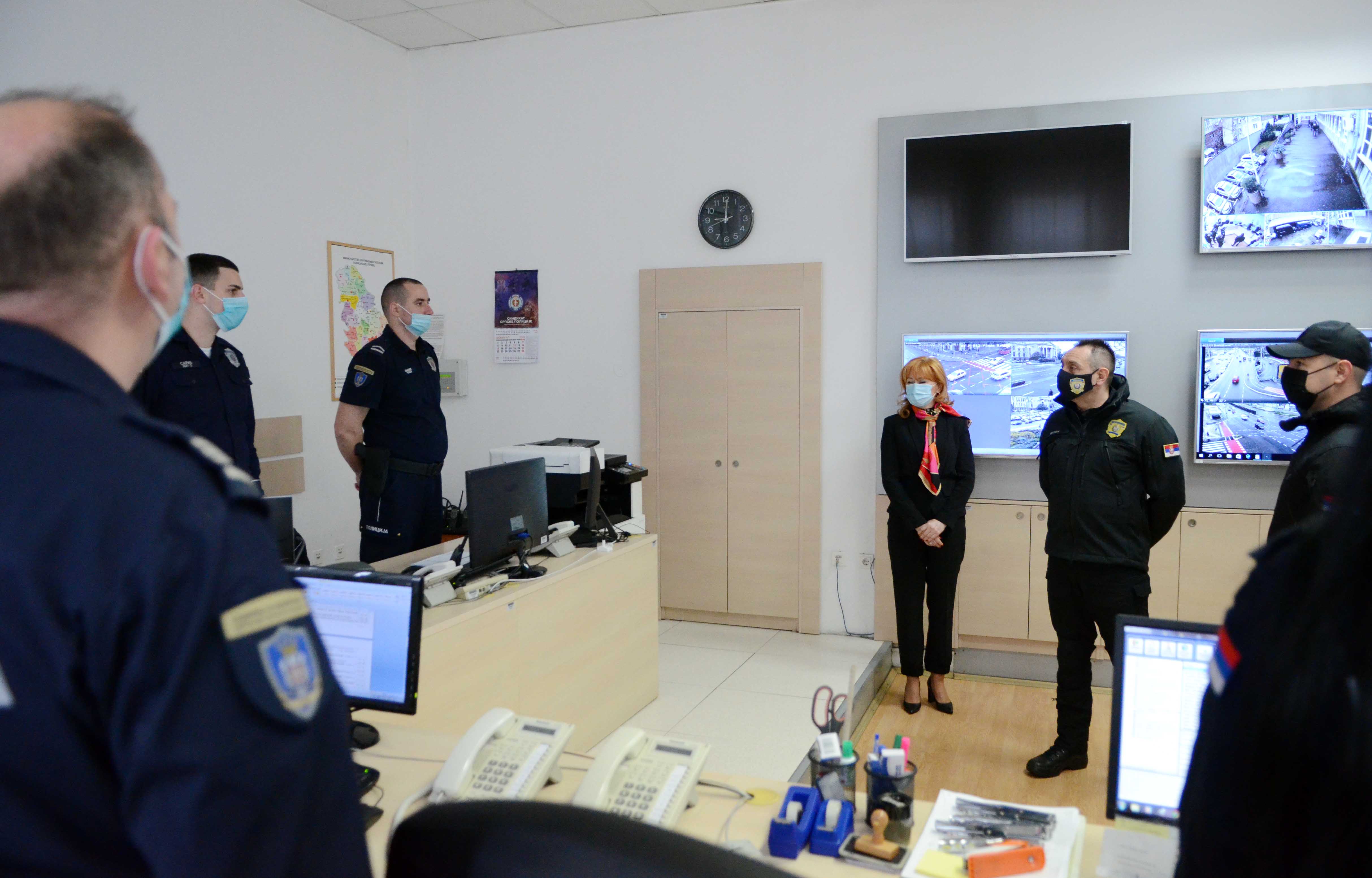 Министар Вулин са руководиоцима Јединице за обезбеђење одређених личности и објеката