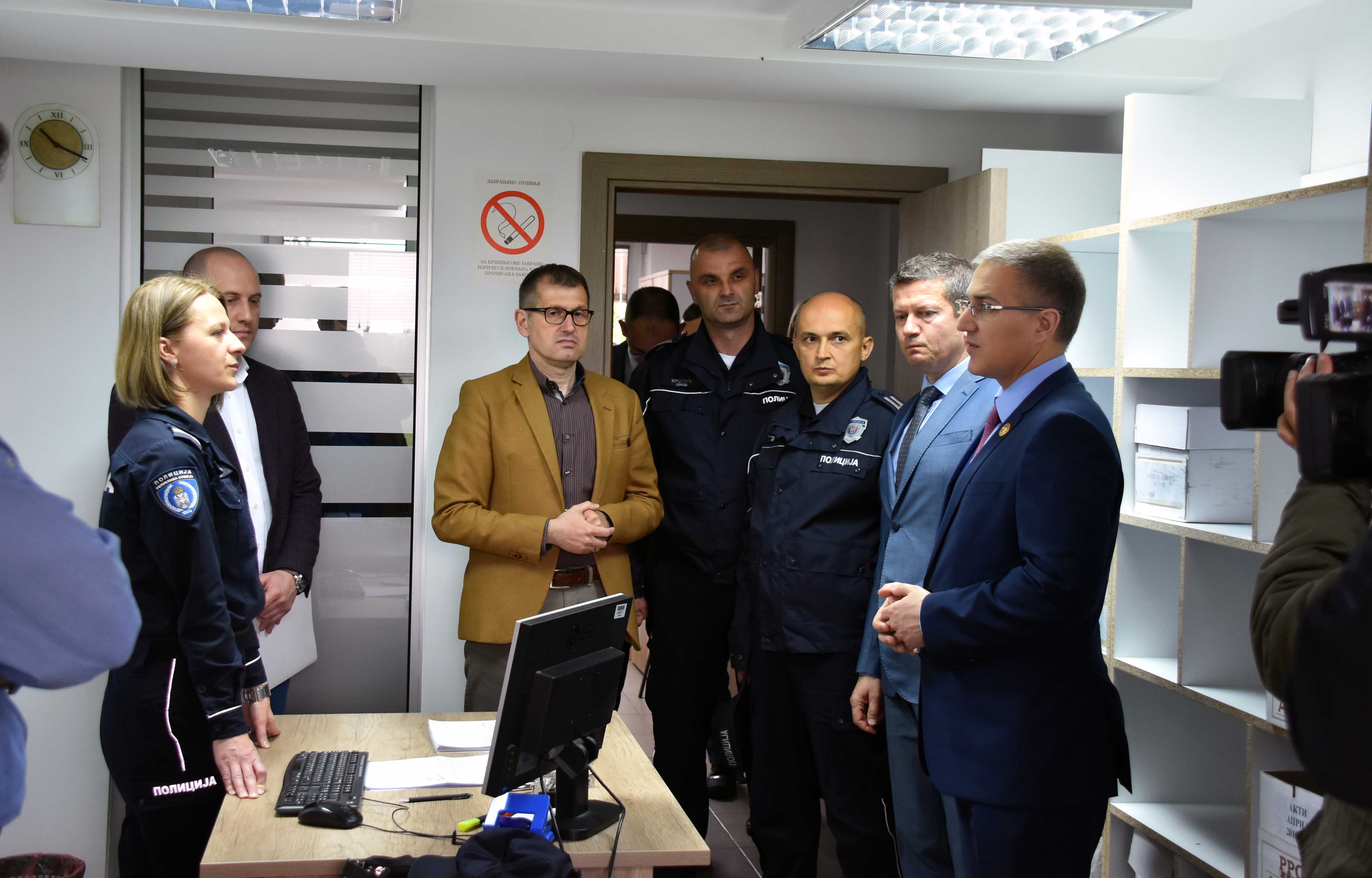 Mинистар Стефановић обишао нове просторије Полицијске управе у Шапцу