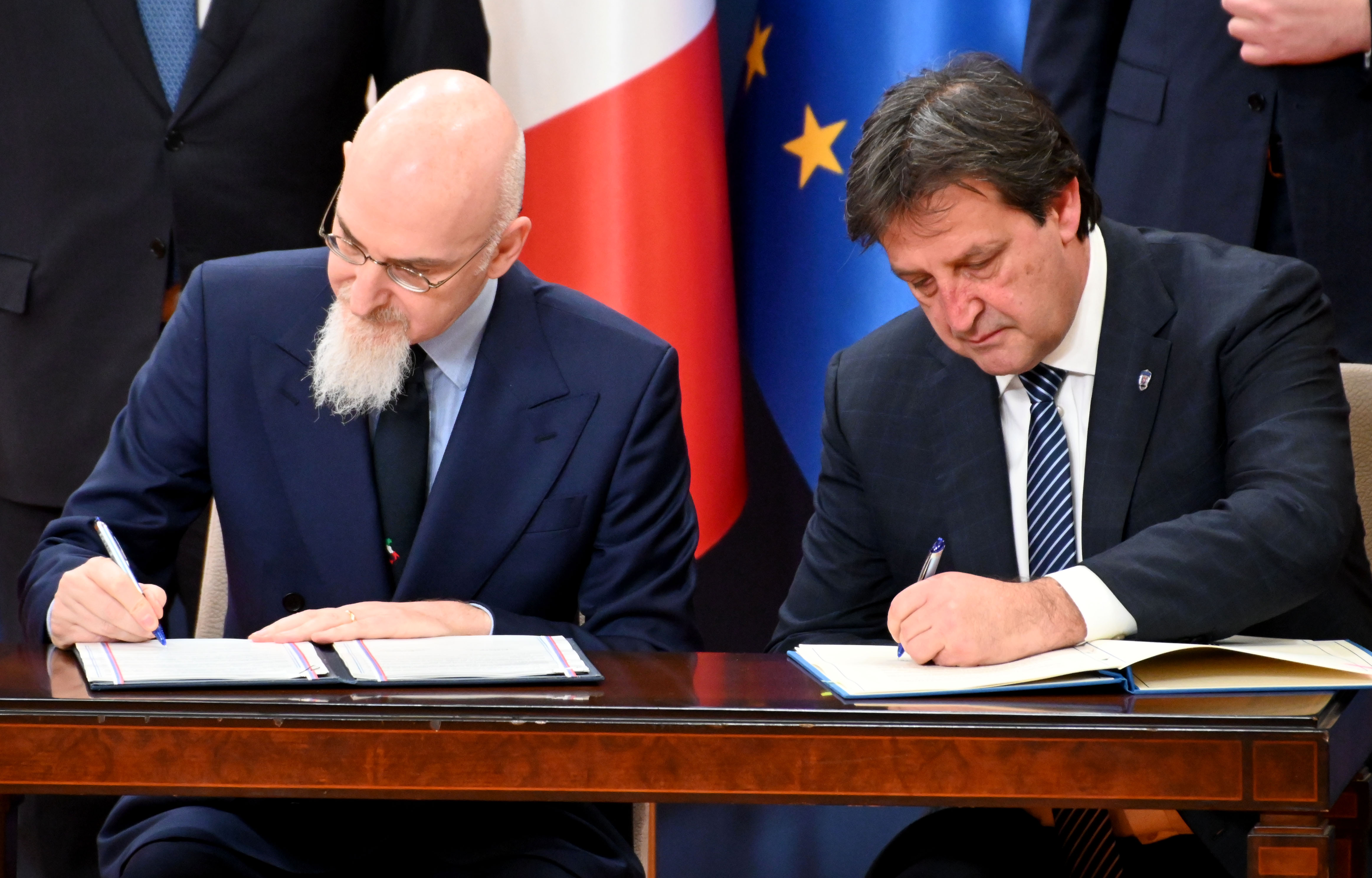 Potpisan Sporazum o uzajamnom priznavanju i zameni vozačkih dozvola između Vlade Republike Srbije i Vlade Republike Italije