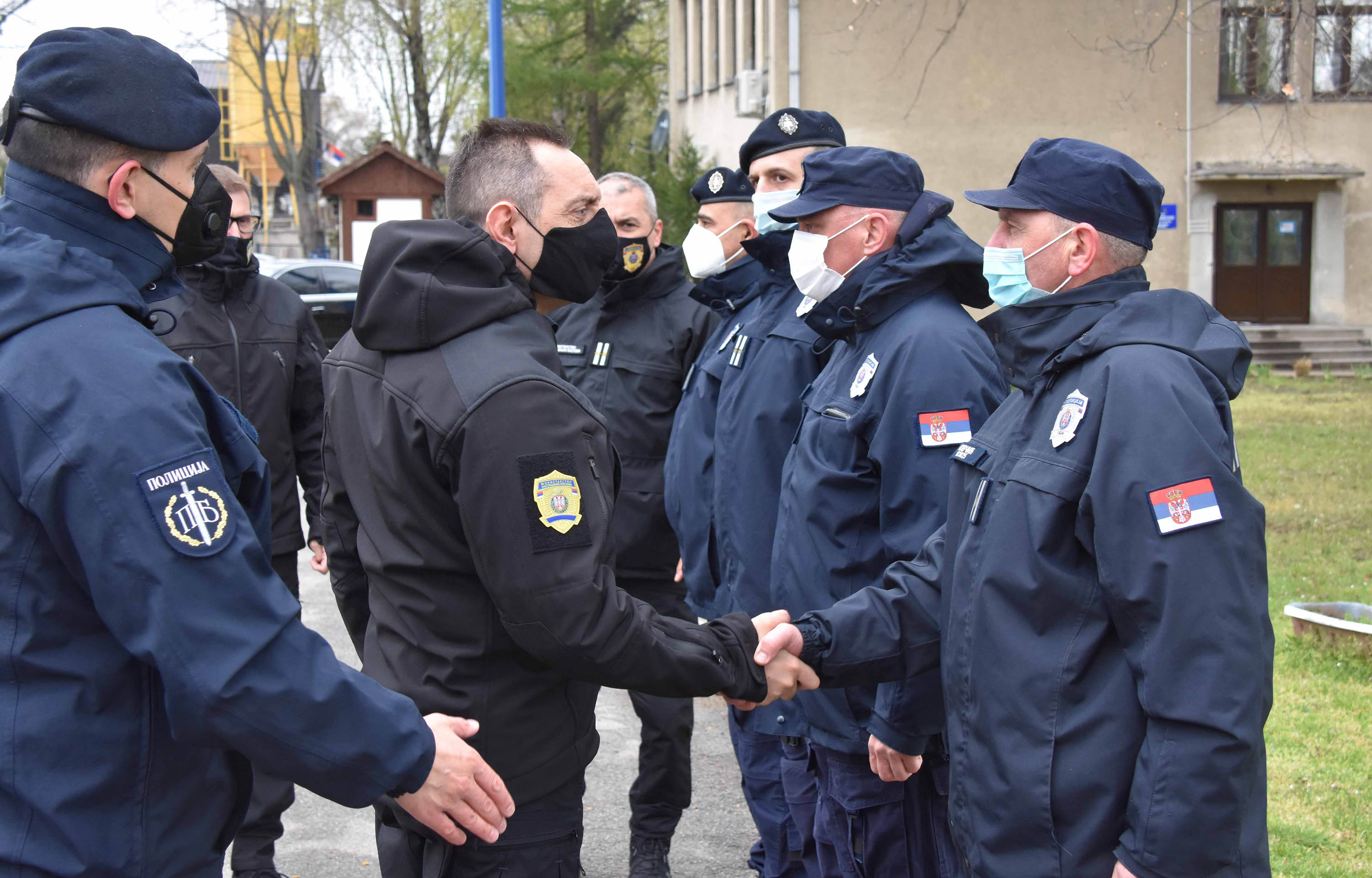 Ministar Vulin: Pripadnici Policijske brigade deminerske čete, spremni da u svakom trenutku zaštite živote i imovinu građana