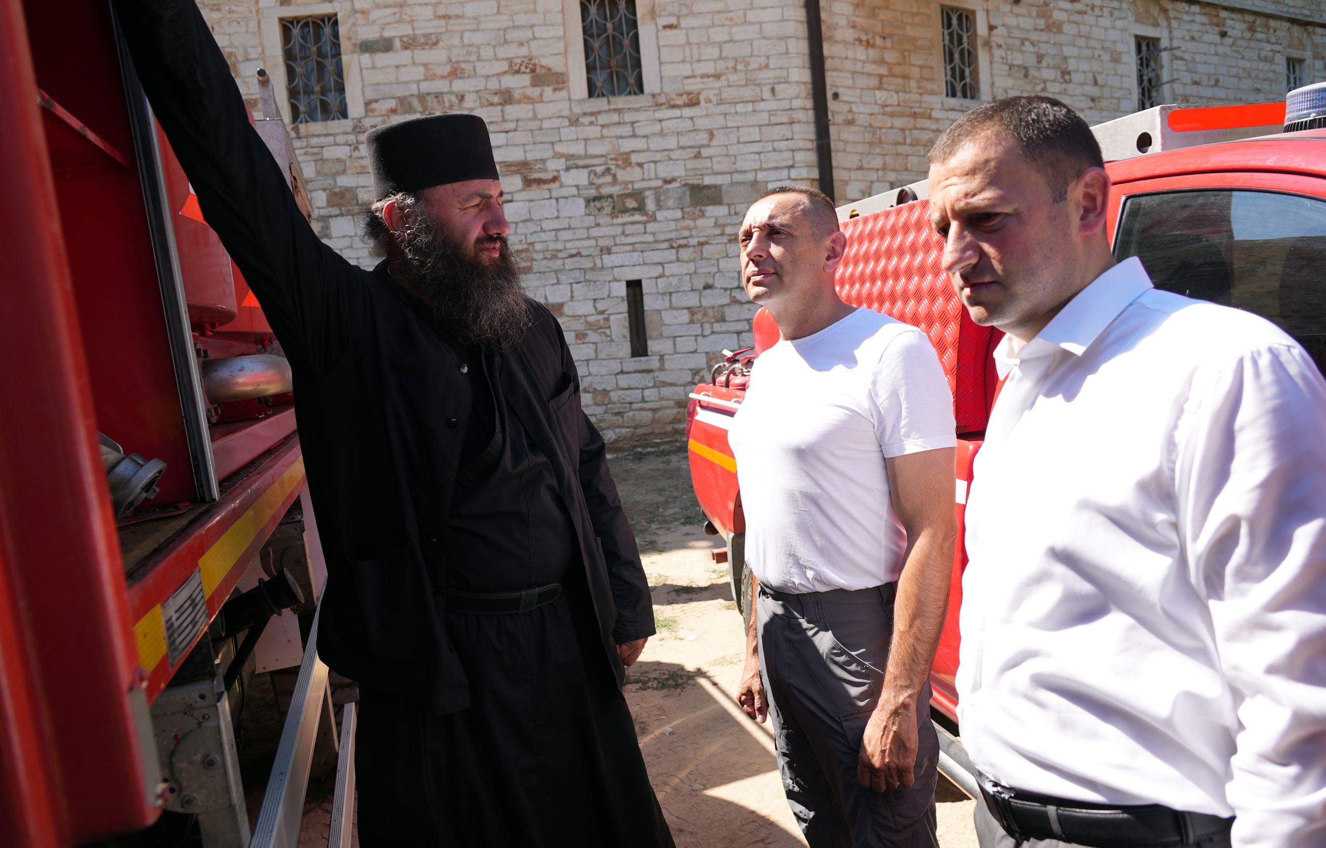 Ministar unutrašnjih poslova Republike Srbije Aleksandar Vulin posetio Svetu Goru i manastir Hilandar