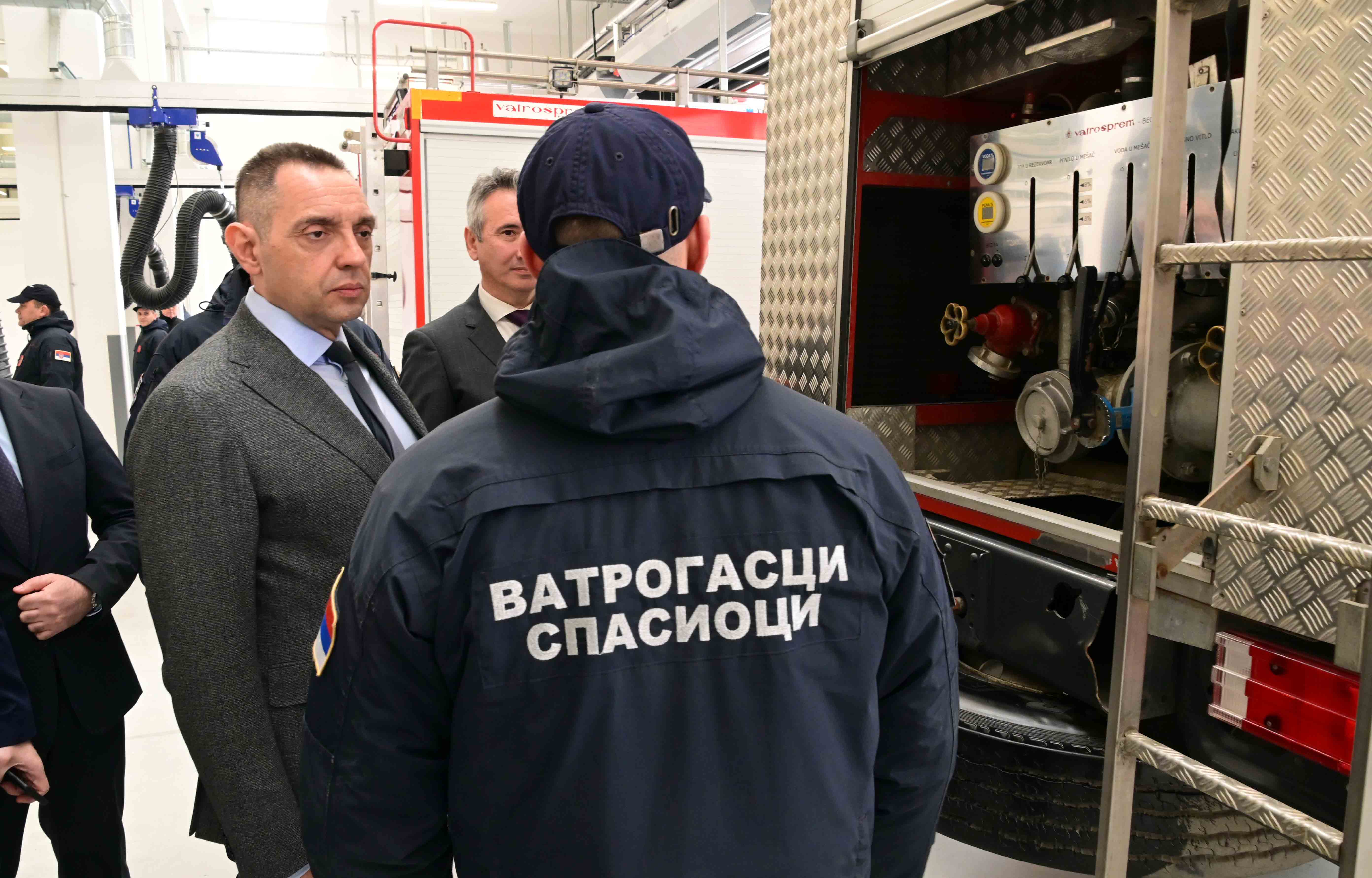 Ministar Aleksandar Vulin: Srbija, na čelu sa predsednikom Vučićem, ceni rad svih pripadnika MUP-a, a posebno naših vatrogasaca